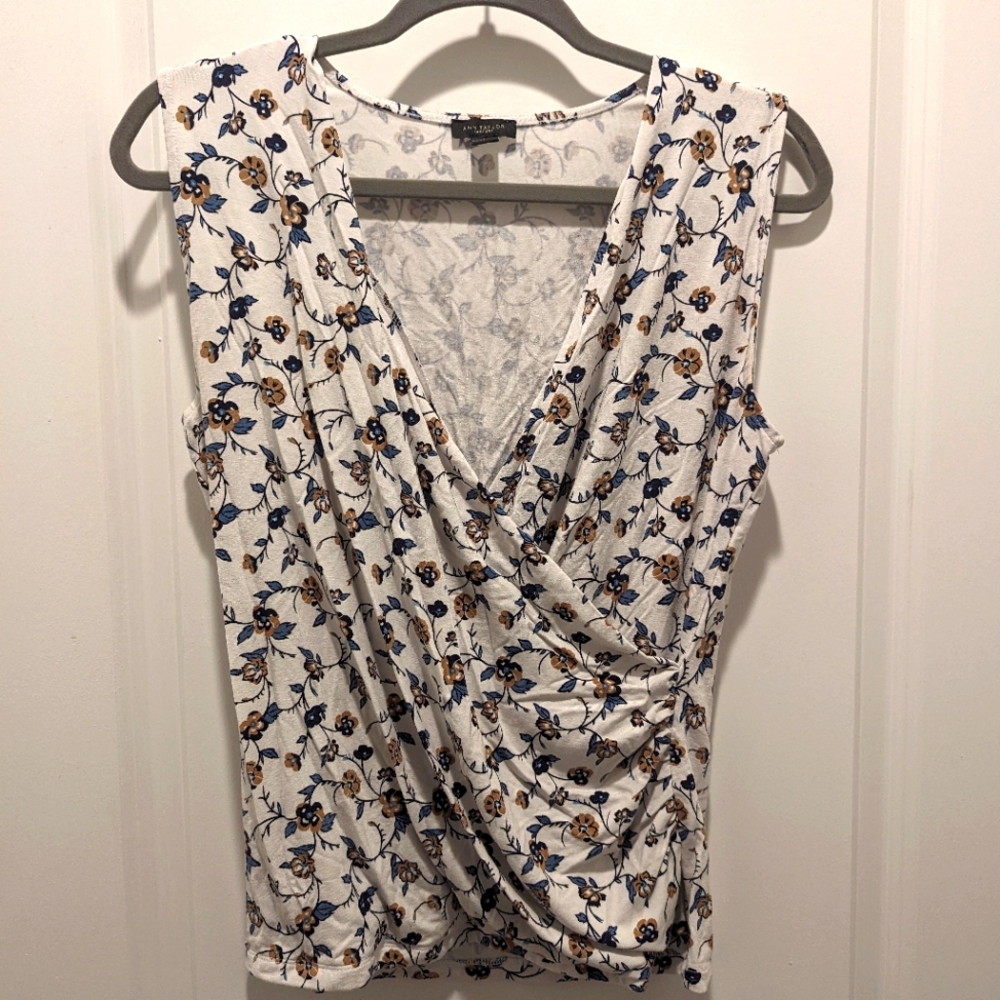 Ann Taylor Sleeveless Wrap Floral Blouse Size M